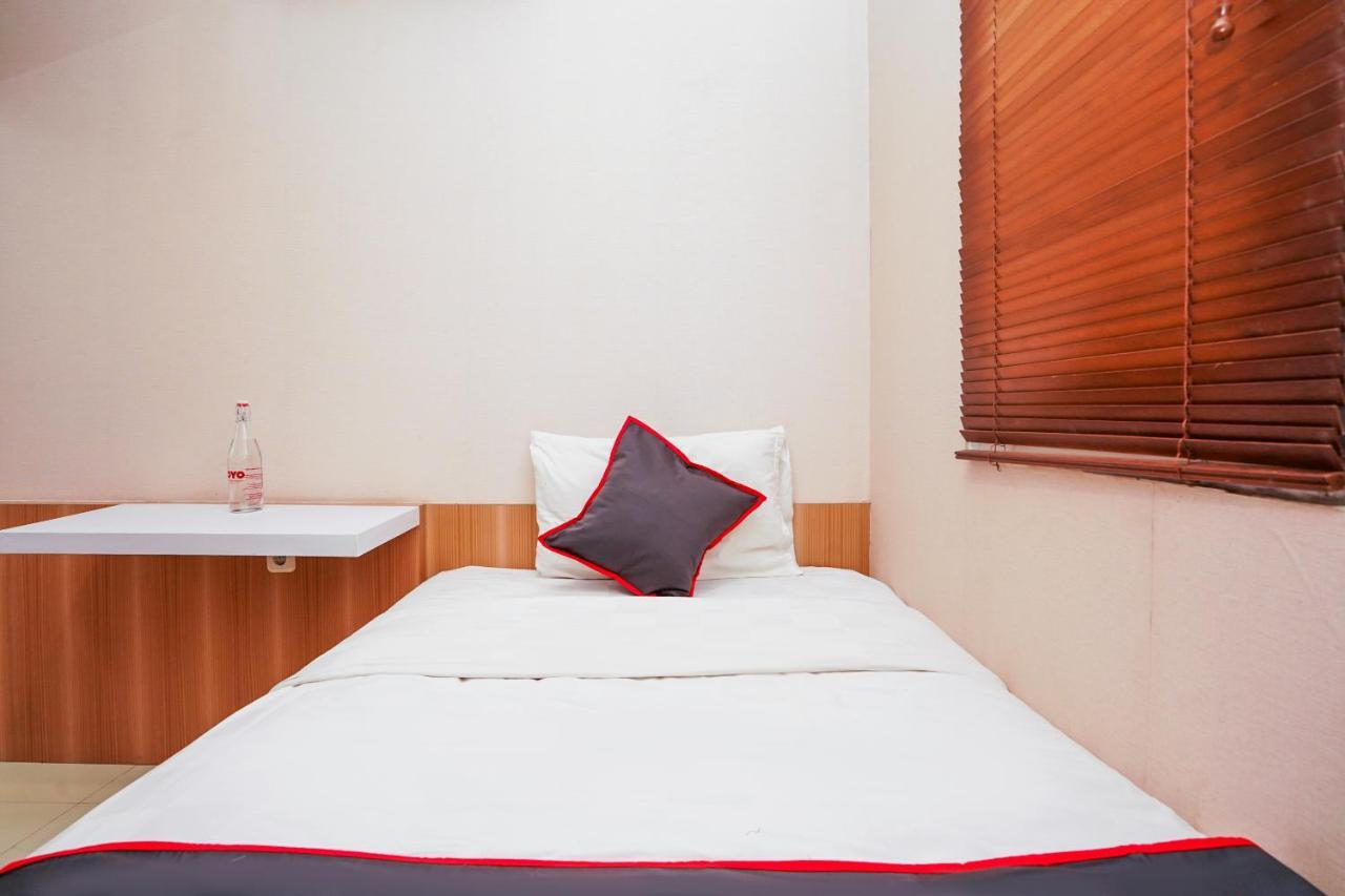 Collection O 29 Twin Tower Hotell Surabaya Eksteriør bilde