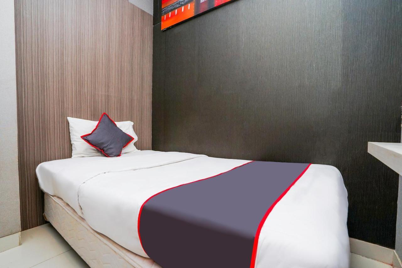 Collection O 29 Twin Tower Hotell Surabaya Eksteriør bilde