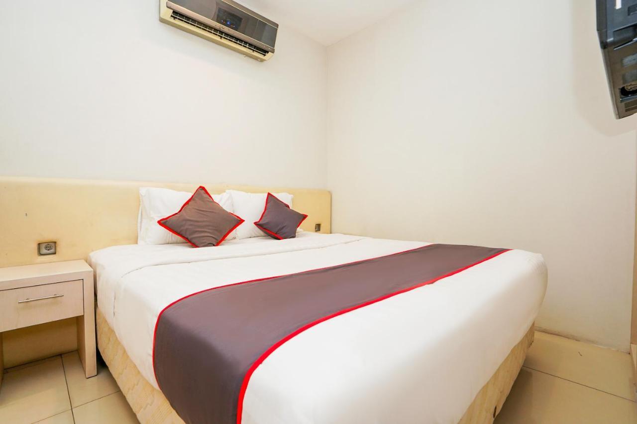 Collection O 29 Twin Tower Hotell Surabaya Eksteriør bilde